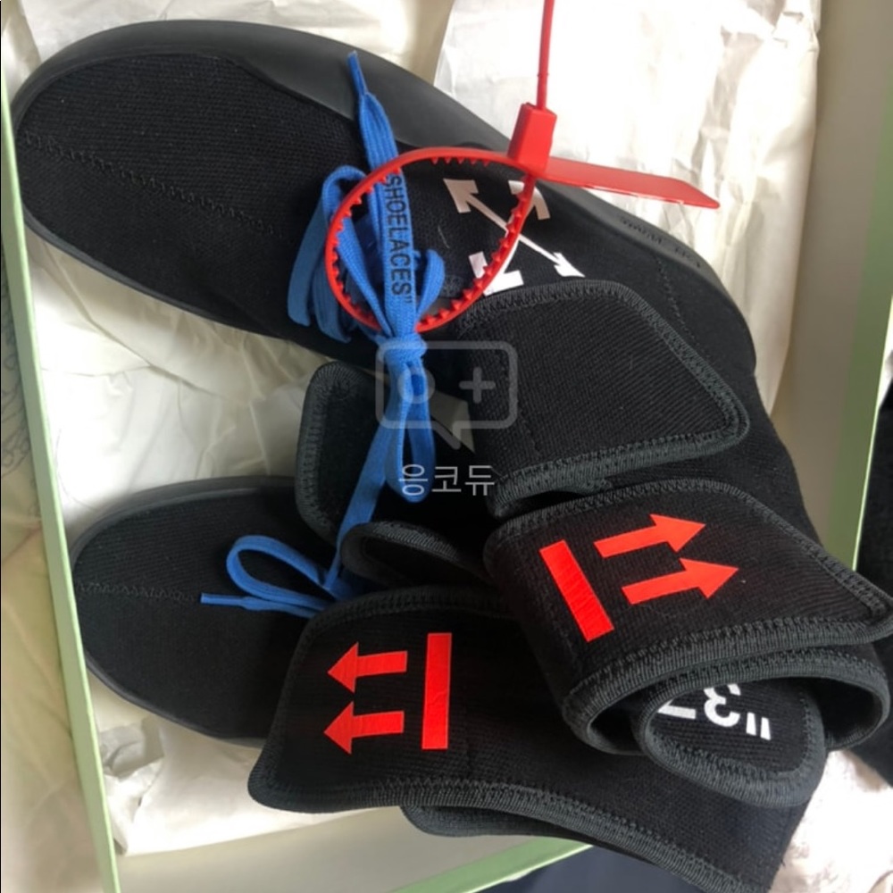 Off White shoes